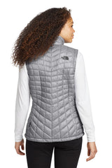 The North Face ® Ladies ThermoBall ™  Trekker Vest. NF0A3LHL Mid Grey_1