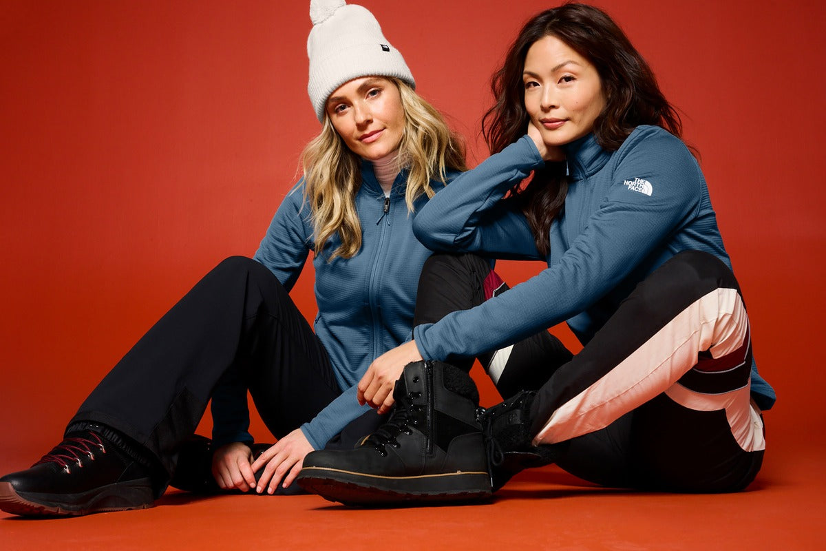 The North Face ®  Women's Aim Full-Zip Fleece Jacket NF0A8FQJ Shady Blue_2