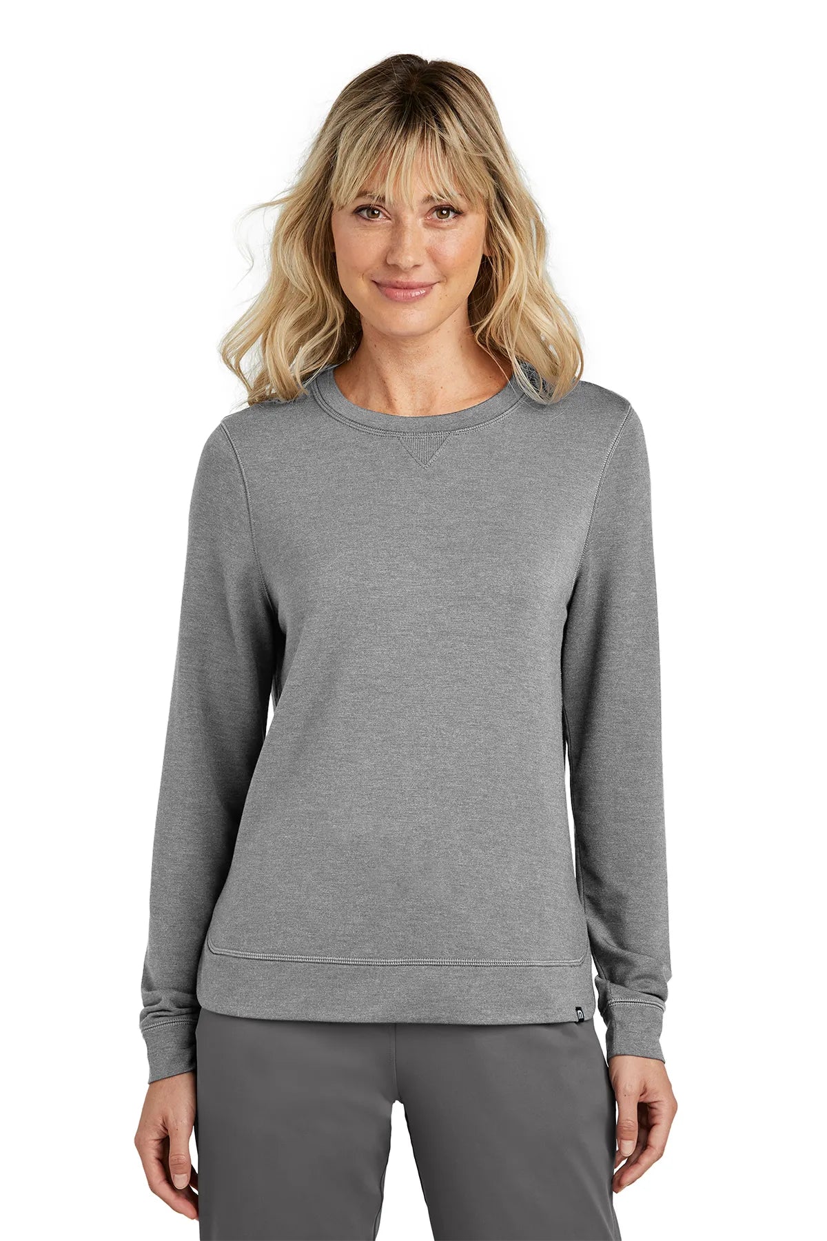 TravisMathew Ladies Long Weekend Crew TM1LD003 Light_1